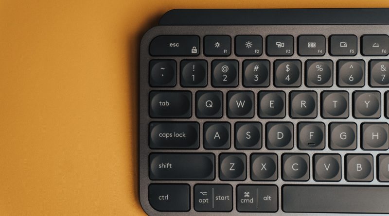 meilleur clavier sans fil logitech mx keys bon plan amazon réduction prime day solde points forts prix mini